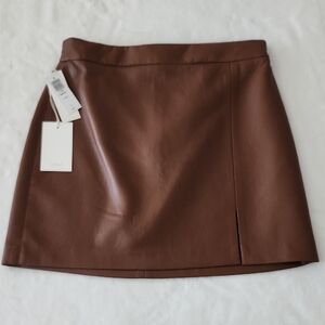 Wilfred/Aritzia Tempest Skirt